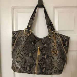 Michael Kors Python Print Shoudler Bag